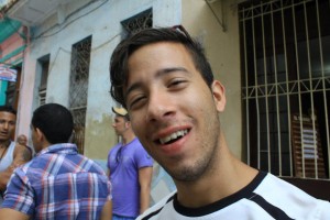 528141_346580585417953_1392444006_n