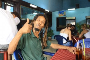 563455_344726302270048_1058748145_n