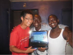 休学して西アフリカで会社作った！？